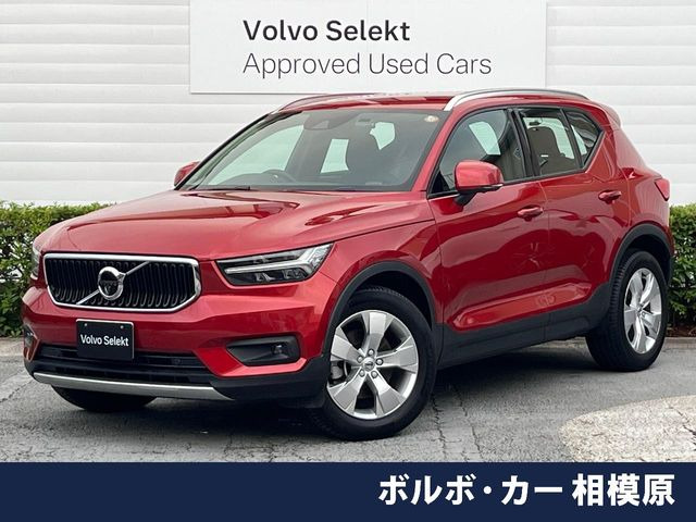 XC40B4 AWD モメンタム 4WD