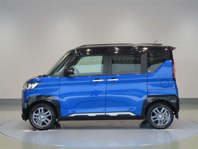 デリカミニT プレミアム 4WD