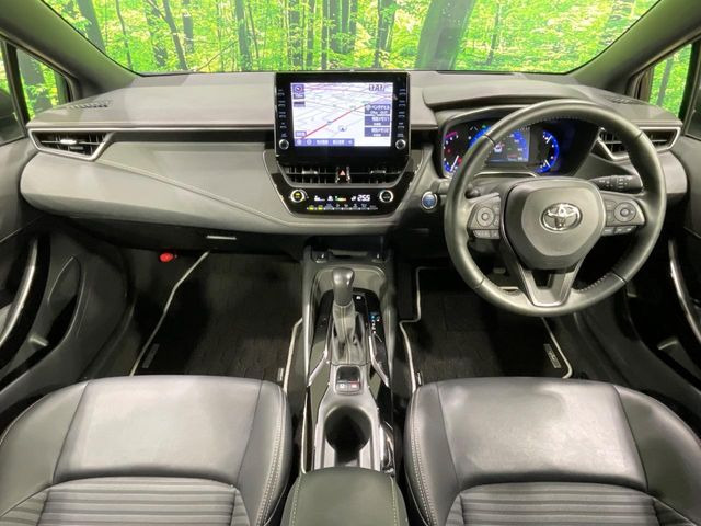 カローラツーリング1.8 ハイブリッド W×B