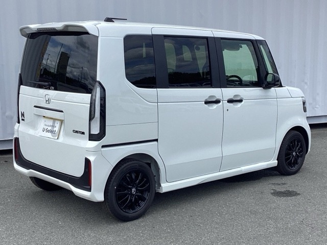 N-BOXカスタムブラック スタイル
