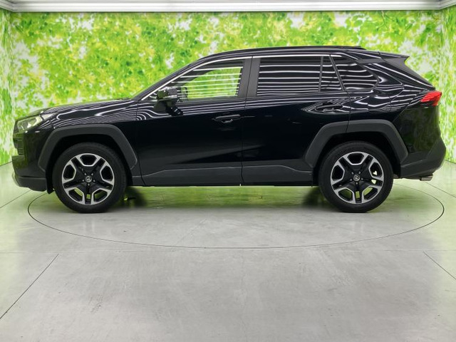 RAV42.0 アドベンチャー 4WD