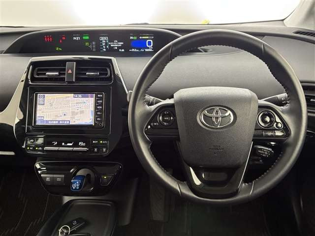 プリウス1.8 S