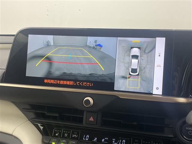 クラウンクロスオーバー2.5 G アドバンスト レザー パッケージ E-Four 4WD