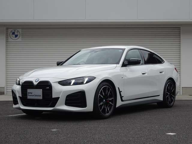4シリーズグランクーペM440i xドライブ 4WD