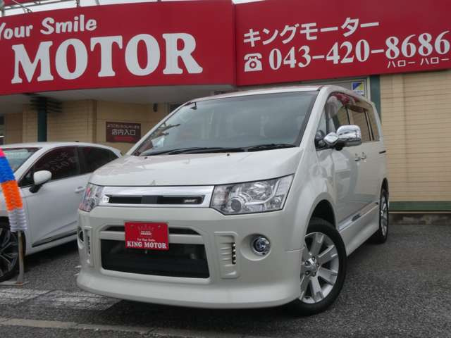 セール実施中!!格安にてボディーコーティングも行います!プロの職人さんによる匠の技で車本来の輝きを引き出します!