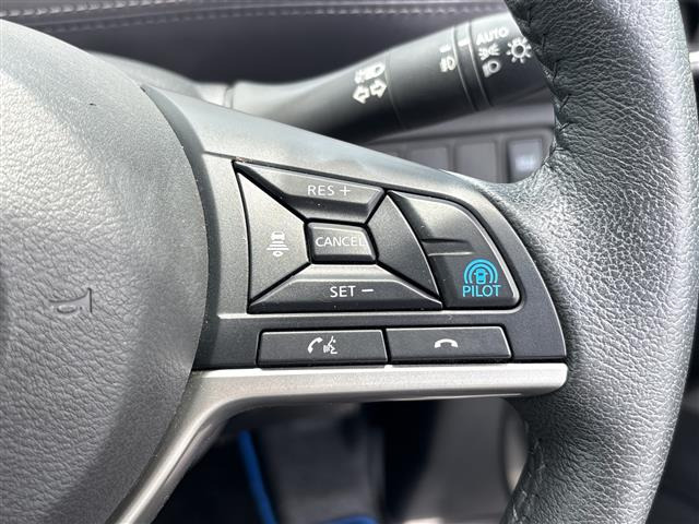 セレナ1.2 e-POWER ハイウェイスターV