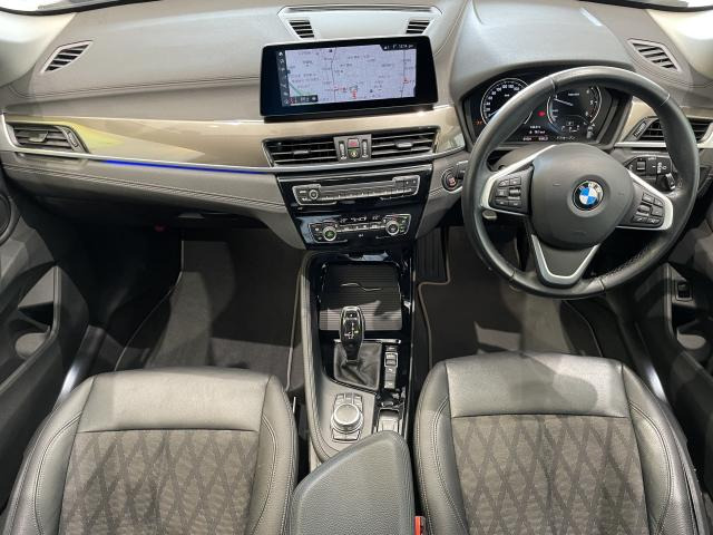 X1xドライブ 18d xライン エディション ジョイプラス 4WD