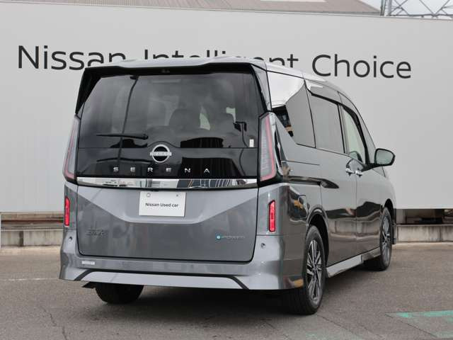 セレナ1.4 e-POWER ハイウェイスターV
