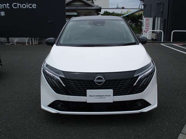 ノートオーラ1.2 G レザーエディション