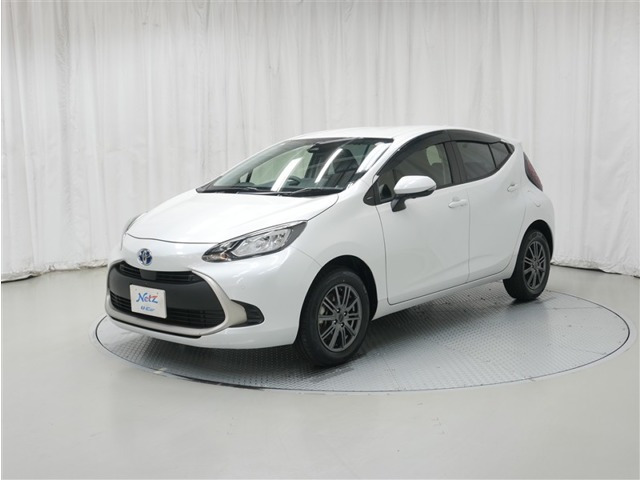 アクア1.5 G E-Four 4WD