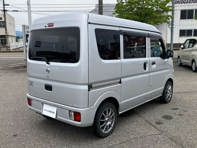 NV100クリッパーGX ハイルーフ 4WD