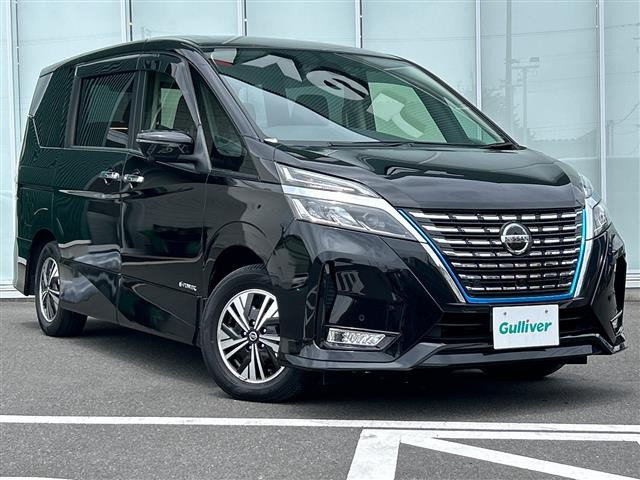 セレナ1.2 e-POWER ハイウェイスターV