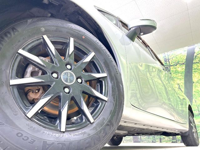 �y14�C���`�A���~�z�C�[���z�O�ςɃ}�b�`�����A���~�z�C�[���𑕒����Ă���܂��B�e��A���~�z�C�[����A�X�^�b�h���X�^�C�����戵�����Ă���܂��B���񂲑��k����������