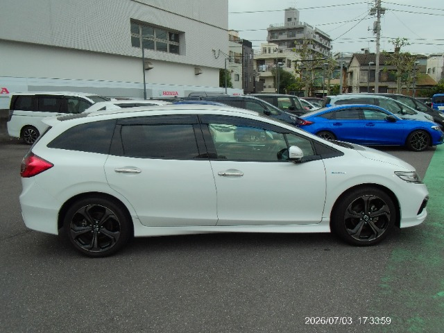 ジェイド1.5 ハイブリッドRS ホンダセンシング