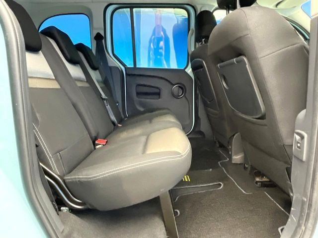���㕔���Ȃ��C�ɂȂ�悤�ȃL�Y�E�����ւ��蓙�A�傫�ȃ_���[�W�͂Ȃ��A�ǍD�ȏ�Ԃł��B