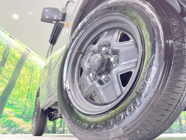 �y����16�C���`�A���~�z�C�[���z�O�ςɃ}�b�`���������A���~�z�C�[���𑕒����Ă���܂��B�e��ЊO�A���~�z�C�[����A�X�^�b�h���X�^�C�����戵�����Ă���܂��B���񂲑��k����������