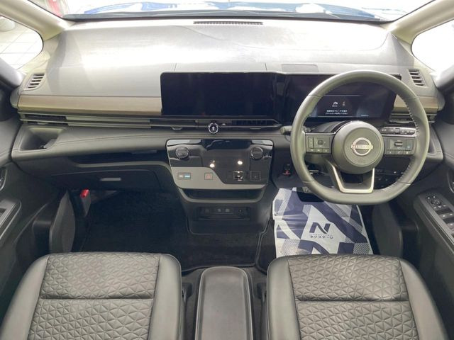 セレナ1.4 e-POWER ハイウェイスターV