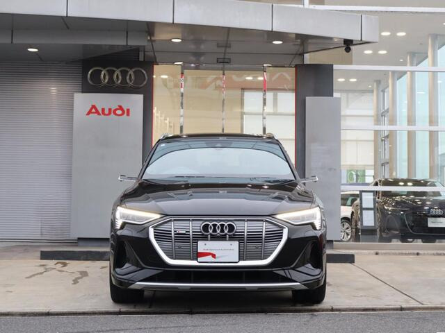 e-tron55 クワトロ Sライン 4WD