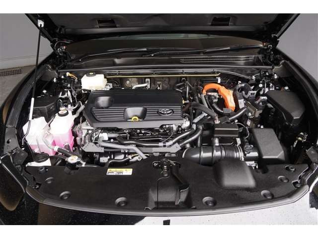クラウンスポーツ2.5 Z E-Four 4WD