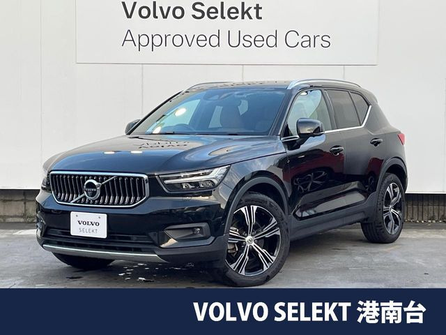 XC40B4 AWD インスクリプション 4WD