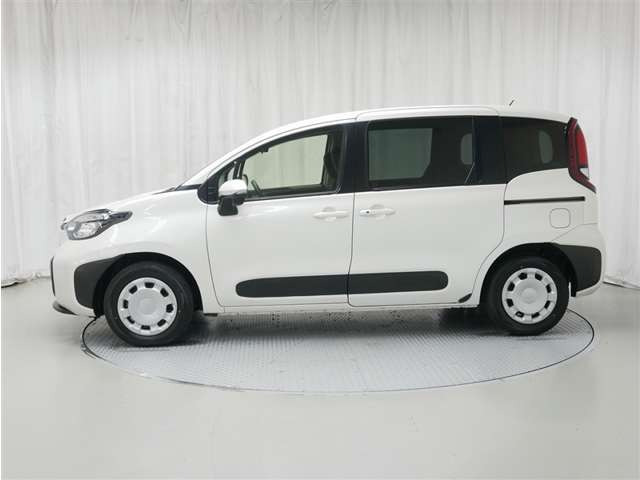 シエンタハイブリッド 1.5 G E-Four 4WD