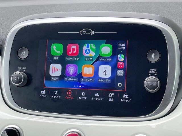 ��Apple Car Play:�X�}�z�Ƃ̗L���ڑ��ŁA�i�r�E�I�[�f�B�I�Đ��ȂǃX�}�z�̃A�v���@�\����ʂł��g����֗��@�\�ł�!