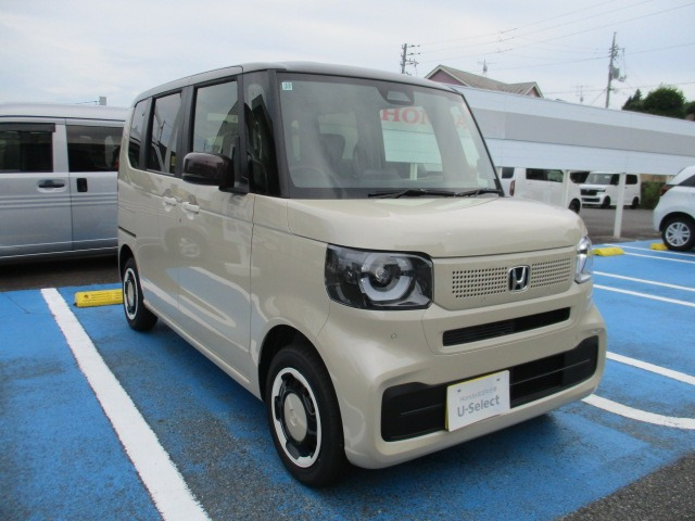 N-BOXファッションスタイル 2トーン 4WD
