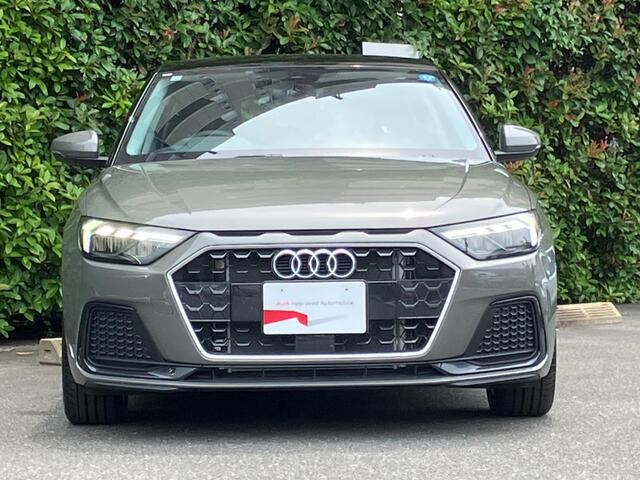 A1スポーツバック25 TFSI アドバンスド