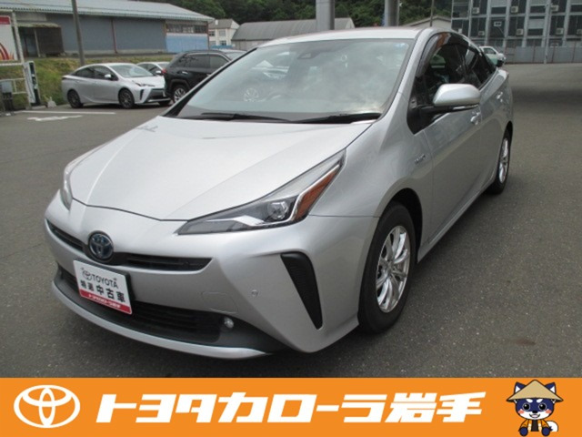 プリウス1.8 S E-Four 4WD