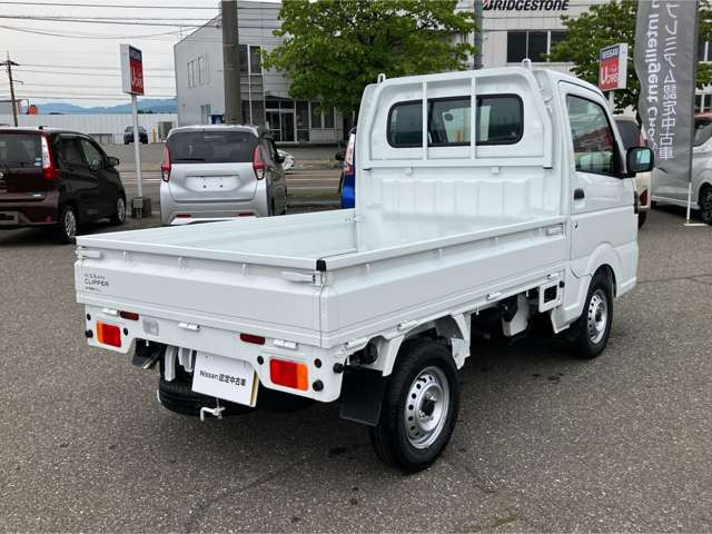 クリッパートラックDX 4WD
