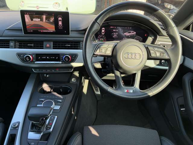 A5スポーツバック2.0 TFSI クワトロ スポーツ Sラインパッケージ 4WD