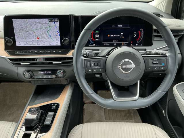 ノートオーラ1.2 G レザーエディション