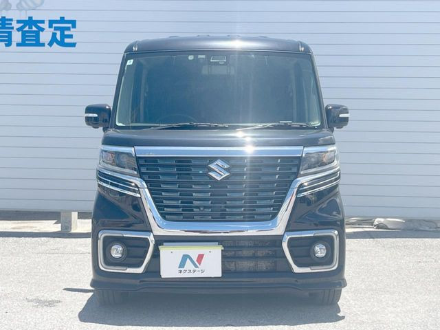 弊社では、全車『修復歴なし』のお車のみ取り扱っております。専任バイヤーによる厳選した仕入れの後、入庫後の車両チェックを行い、ネクステージが認定した高品質な中古車をご提供しております。