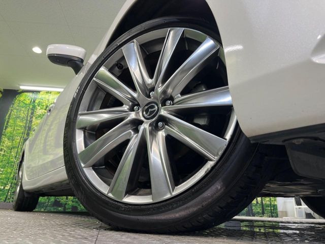 �y����19�C���`�A���~�z�C�[���z�O�ςɃ}�b�`���������A���~�z�C�[���𑕒����Ă���܂��B�e��ЊO�A���~�z�C�[����A�X�^�b�h���X�^�C�����戵�����Ă���܂��B���񂲑��k����������