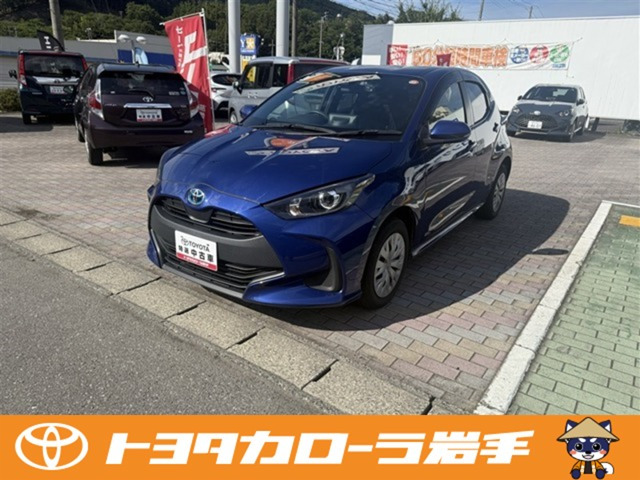 ヤリス1.5 ハイブリッド X E-Four 4WD