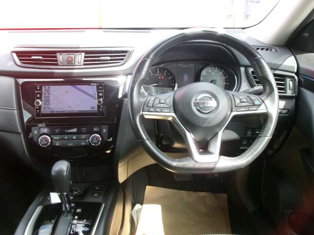 エクストレイル2.0 20X 4WD 3列車