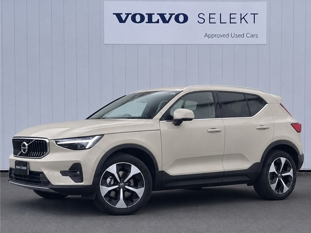 XC40ウルトラ B4 AWD 4WD