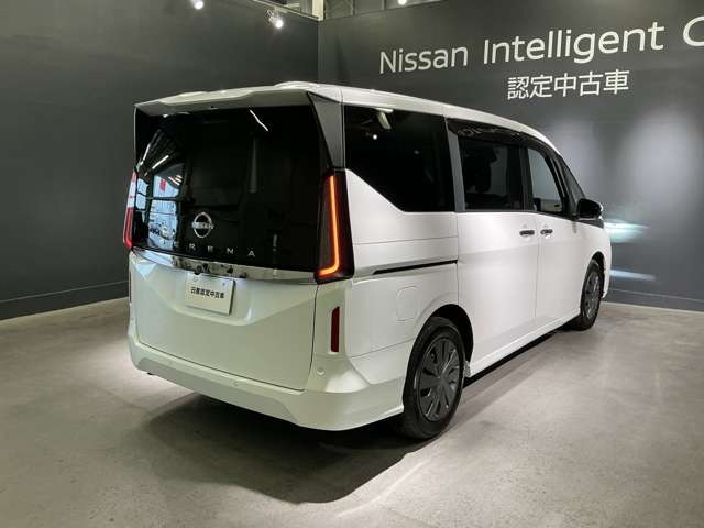 セレナ2.0 XV