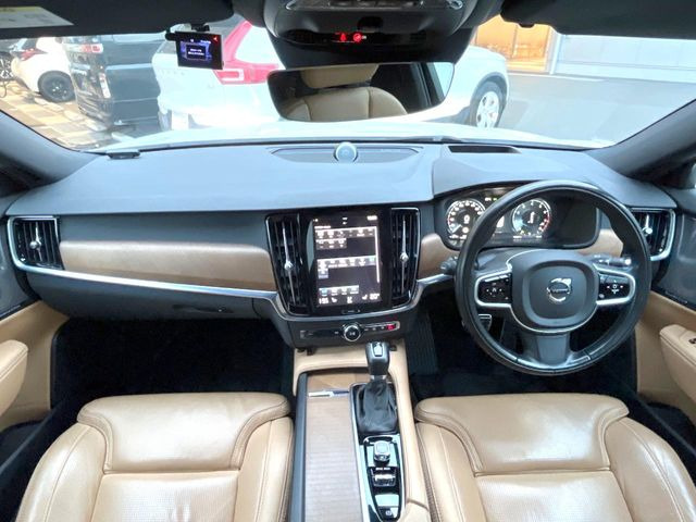 S90T6 AWD インスクリプション 4WD