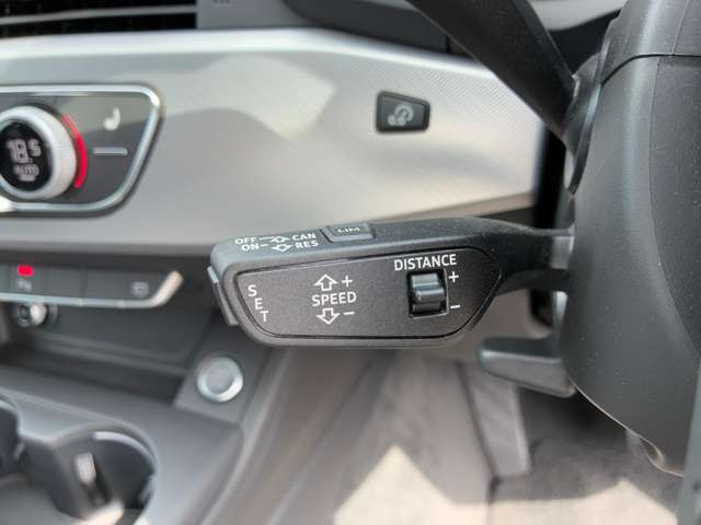 A3スポーツバック2.0 TFSI クワトロ スポーツ 4WD