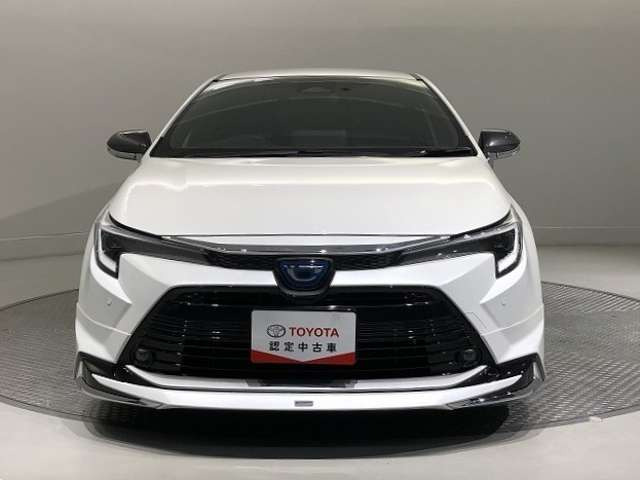 カローラツーリング1.8 ハイブリッド W×B