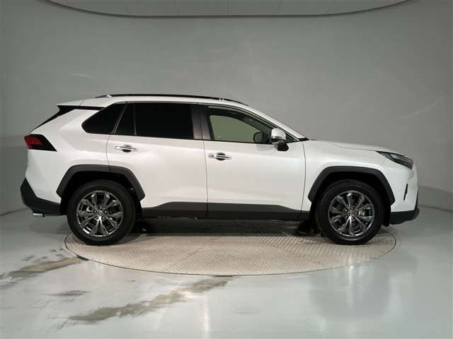 RAV42.5 ハイブリッド G E-Four 4WD