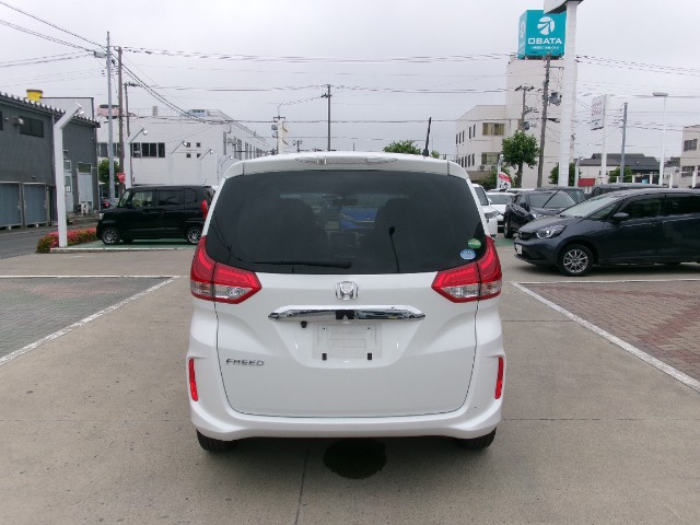 フリード1.5 G 4WD