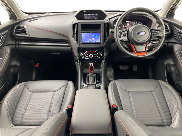 フォレスター2.0 エックスブレイク 4WD