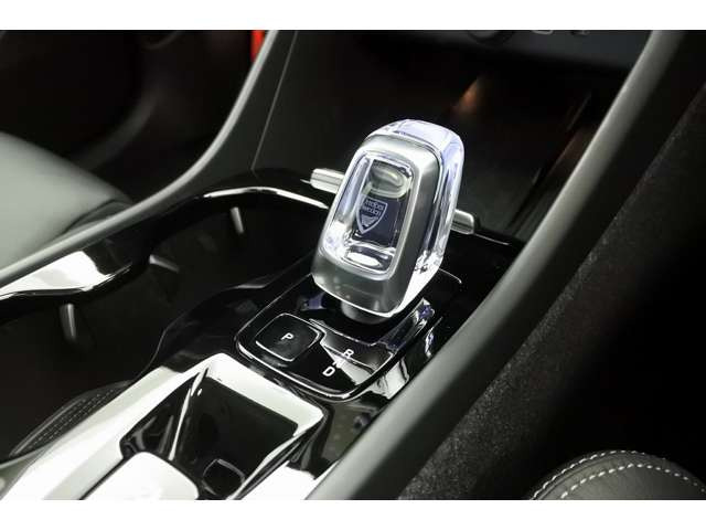 XC40アルティメット B4 AWD 4WD