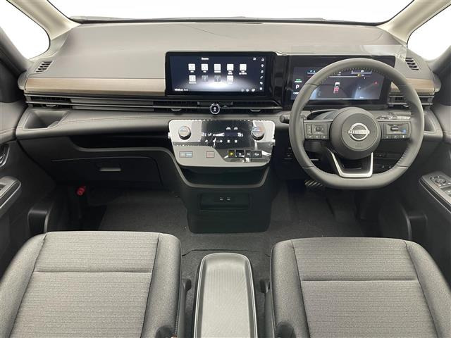 セレナ1.4 e-POWER ハイウェイスターV