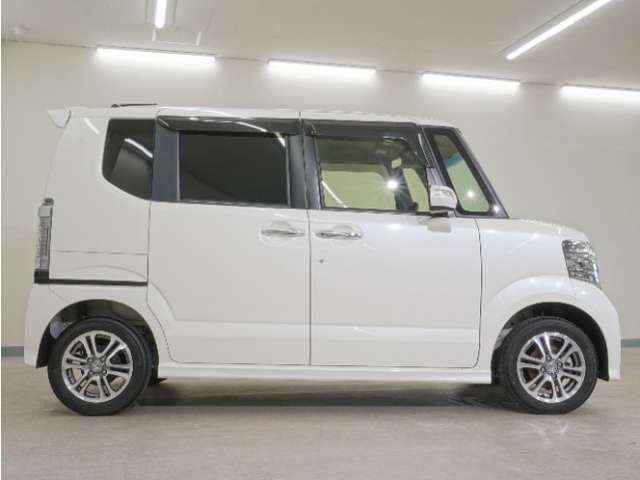 N-BOXカスタムG Lパッケージ 4WD