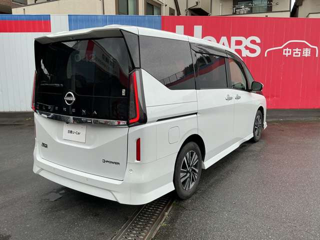 セレナ1.4 e-POWER ハイウェイスターV