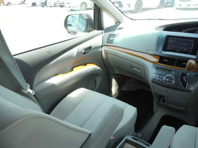 ���X�A�݌ɑ䐔70��ȏゲ�����܂��B���Д̔��X�y�[�W���瑼�̎ԗ������m�F����������