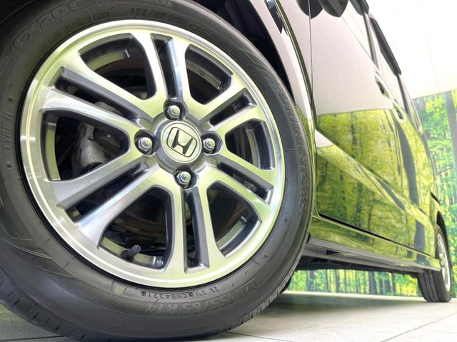 �y����14�C���`�A���~�z�C�[���z�O�ςɃ}�b�`���������A���~�z�C�[���𑕒����Ă���܂��B�e��ЊO�A���~�z�C�[����A�X�^�b�h���X�^�C�����戵�����Ă���܂��B���񂲑��k����������